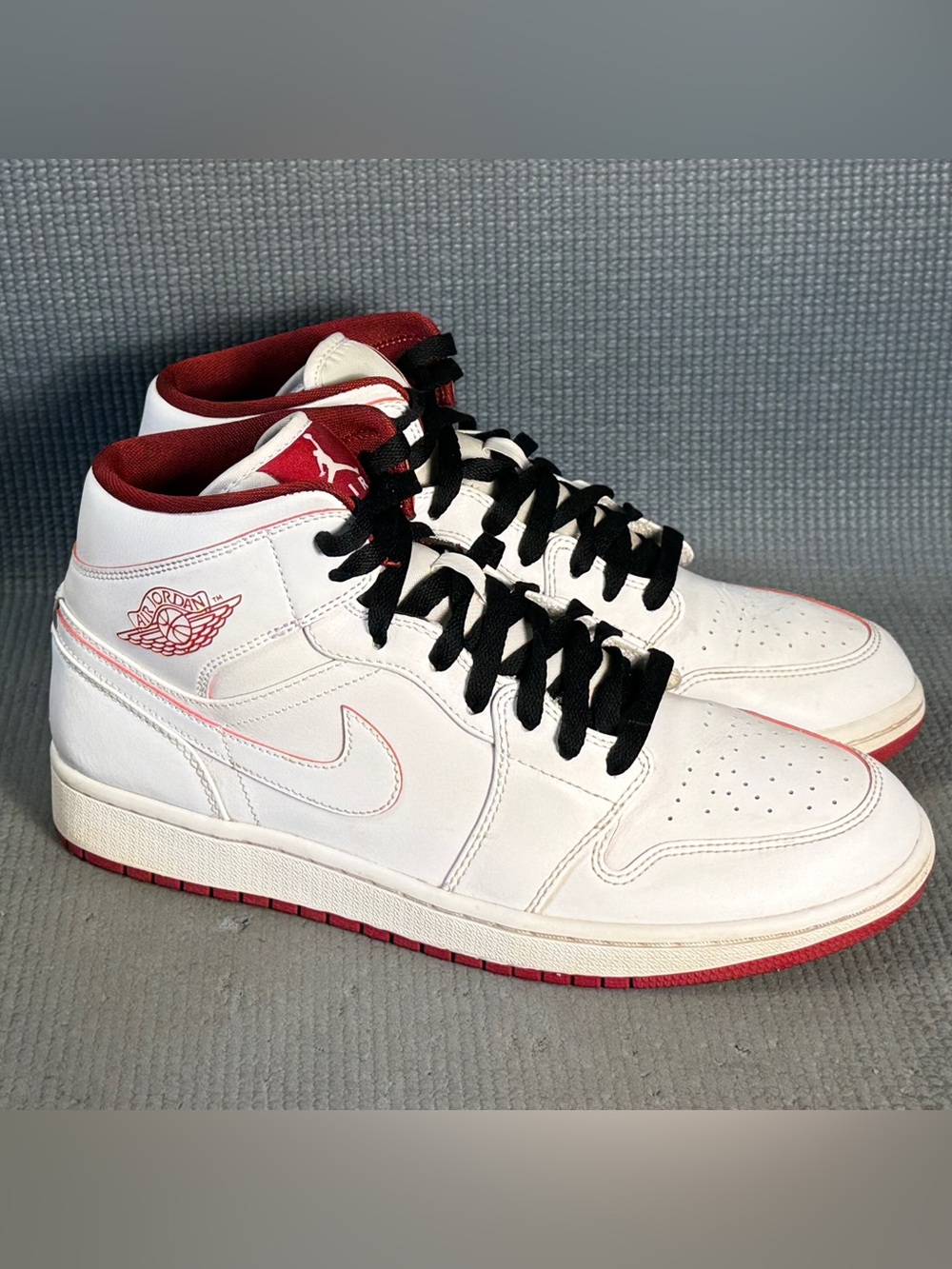 Nike Air Jordan 1 Retro Mid White Gym Red Black‎ Sneakers 554724-103 Men Size 10